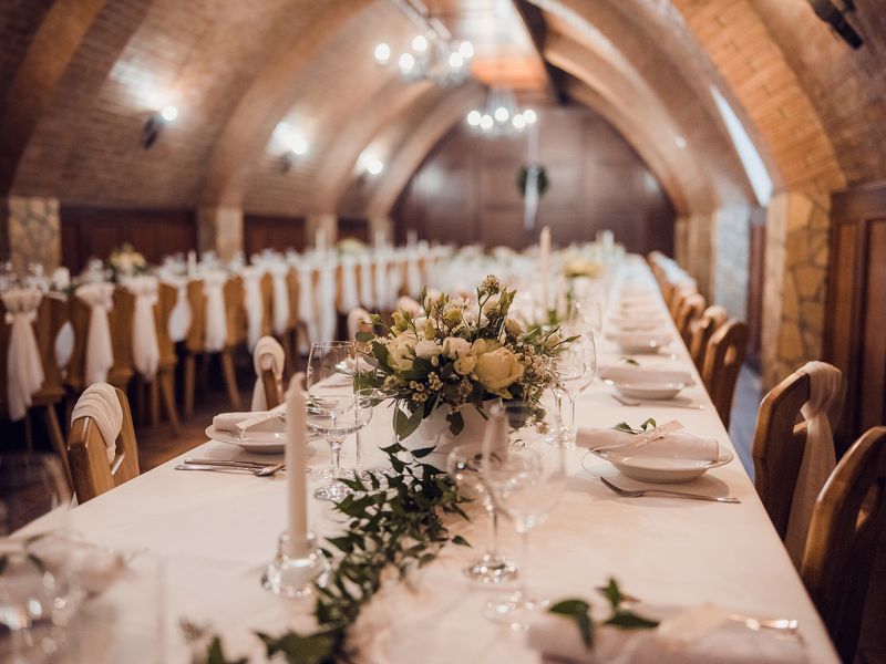 SKALAK - Tradiční  kvelbený sklep pro 110 osob